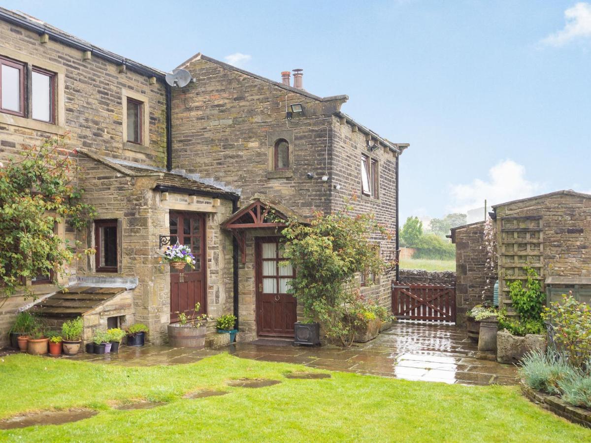 Clough Farm Bradford (West Yorkshire)